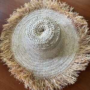 Chic Straw Sun Hat with Fringe Edge